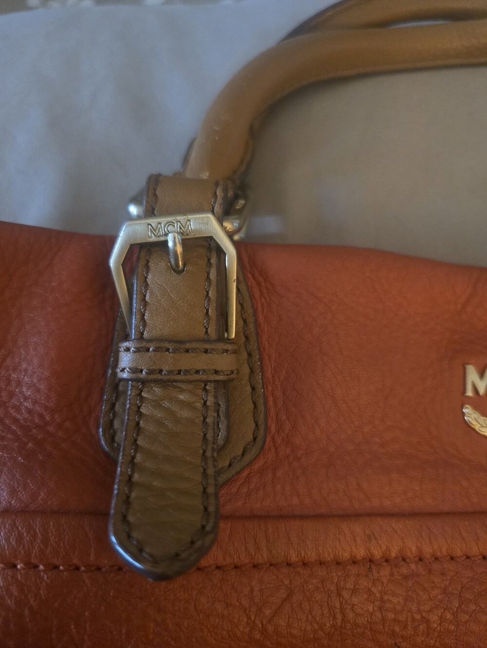 MCM EUC Orange Leather Women's Bag - Picture 8 of 14